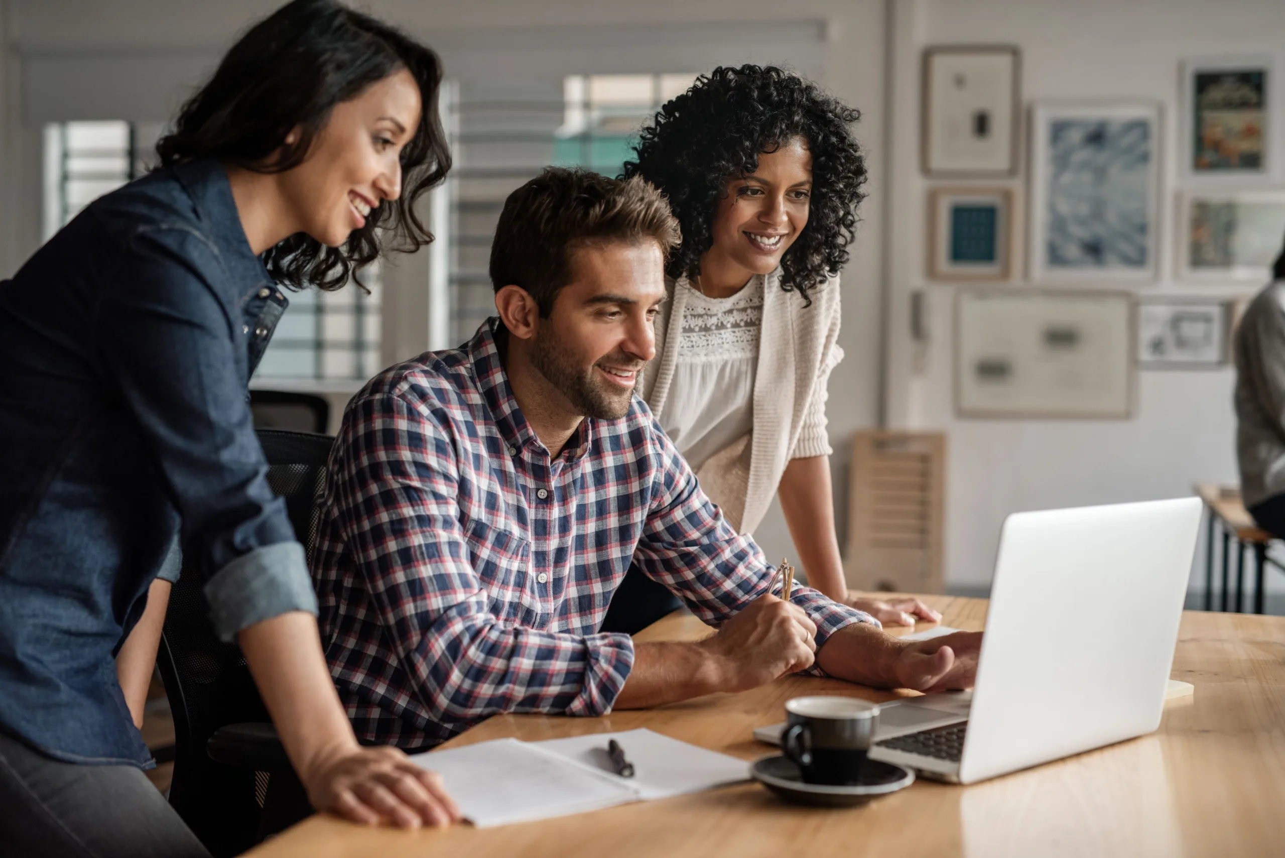 AI in law - Canadian Lawyers Embrace AI Despite Ongoing Concerns