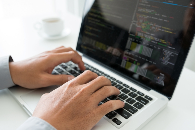 AI contract drafting - Avoiding the AI First Draft Trap in Legal Practice